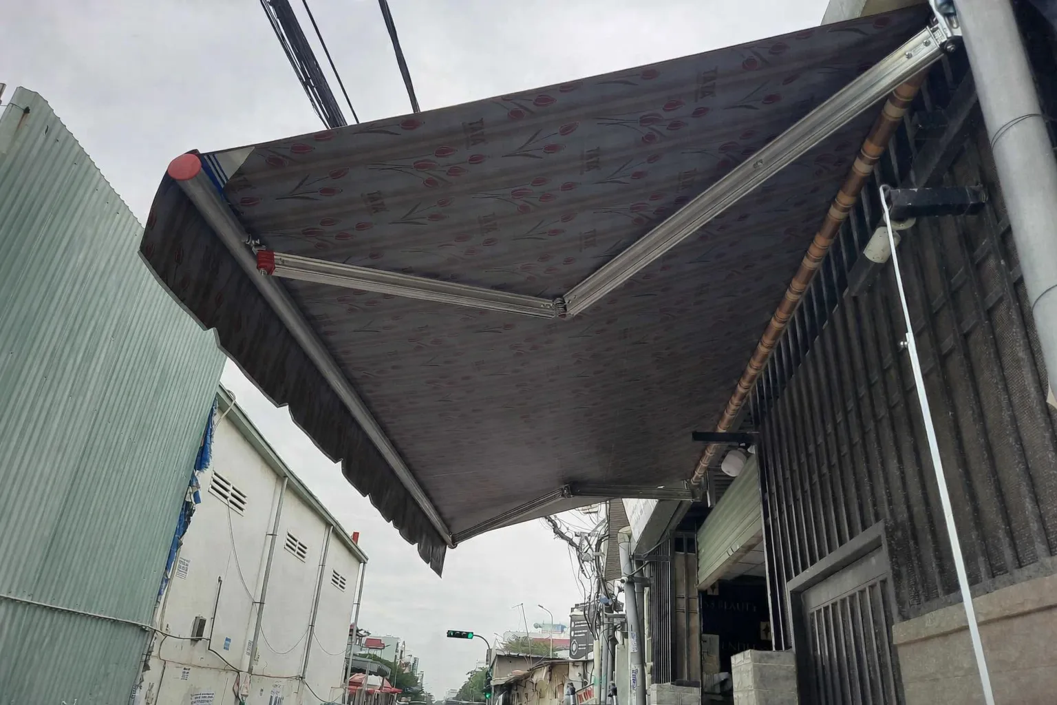 Mái hiên di động Hưng Yên cho cửa hàng