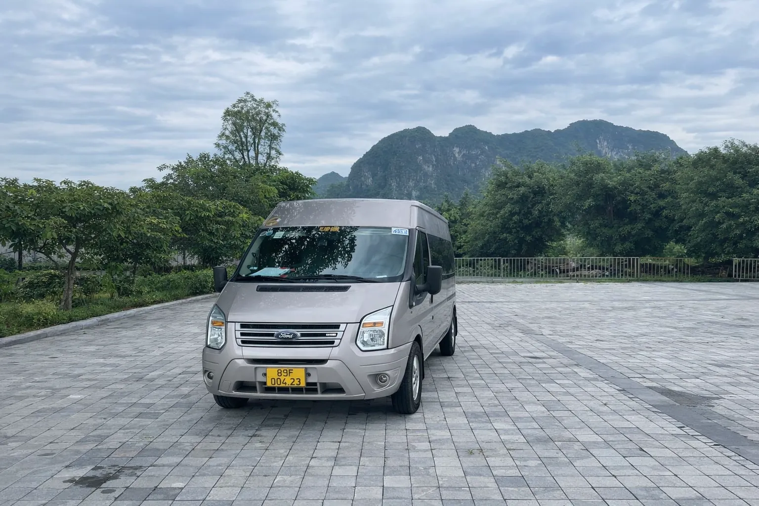 Bảng giá xe 16 chỗ Hưng Yên đi Quảng Ninh