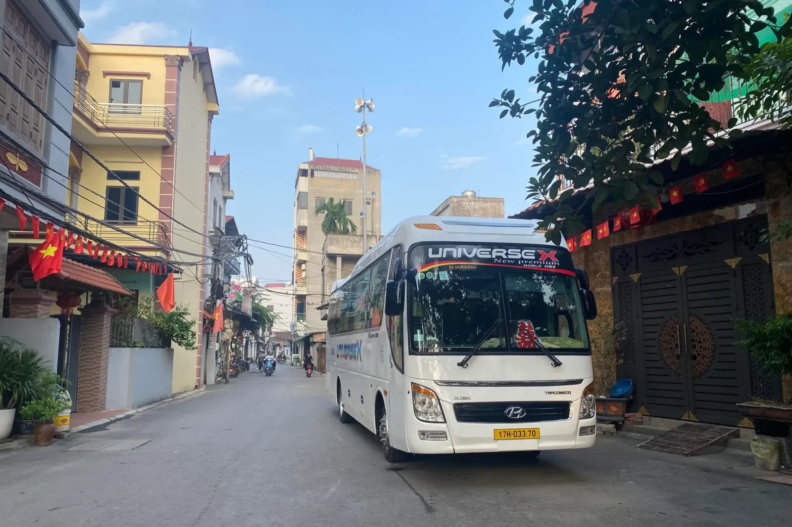 Bảng giá xe 45 chỗ Hưng Yên đi biển Hải Hòa, Thanh Hóa