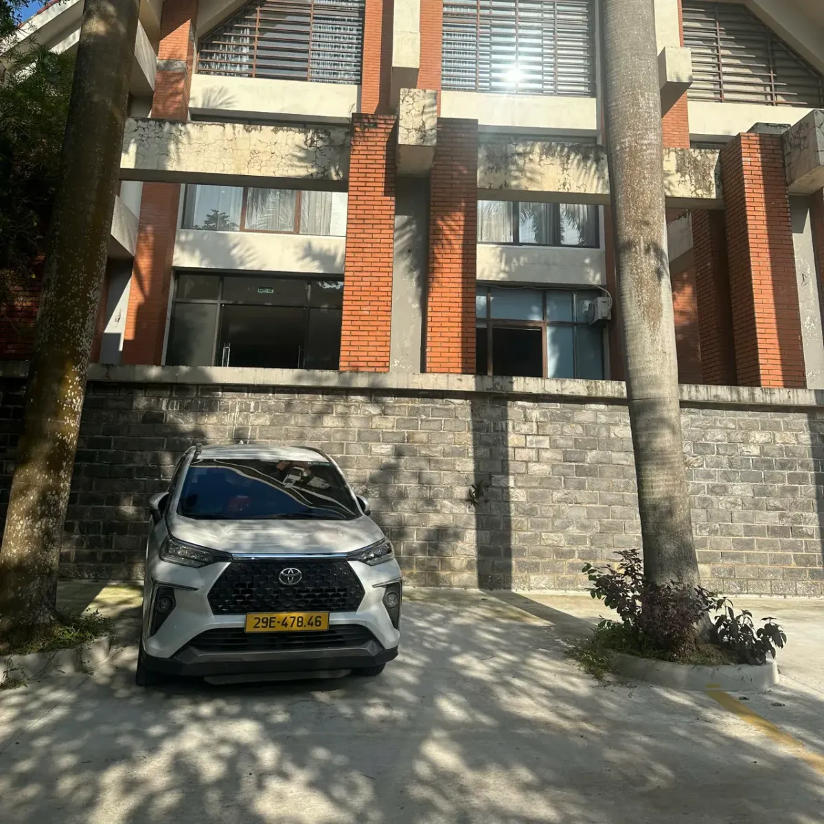 Giá xe 7 chỗ Hưng Yên đi Sầm Sơn 2 ngày 1 đêm