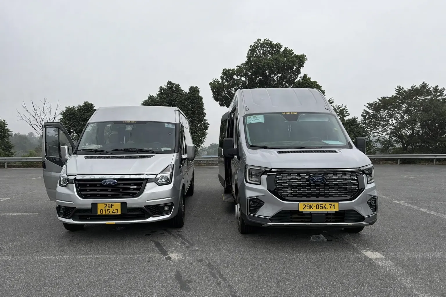 Thuê xe 16 chỗ Ford Transit đi Tuyên Quang