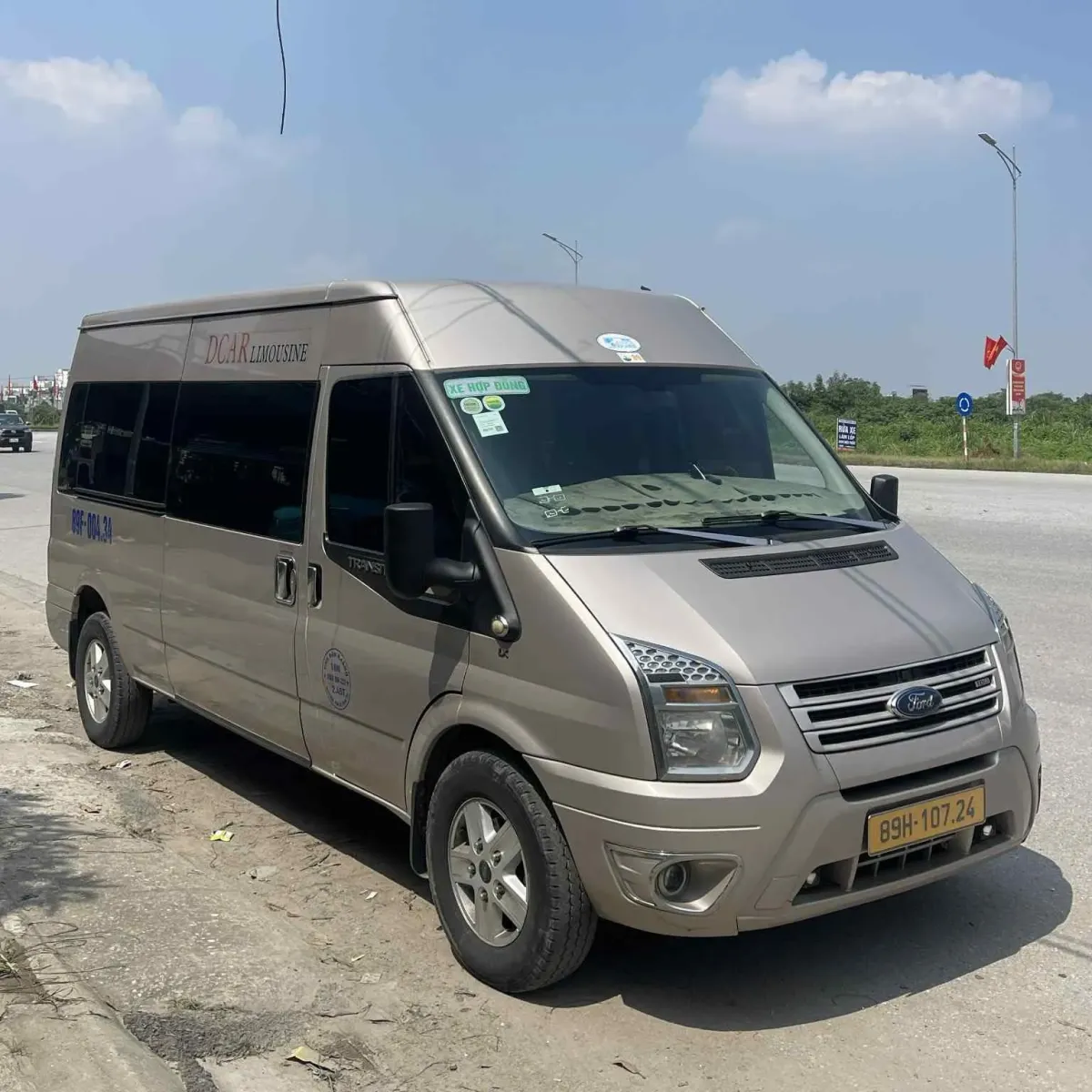 Thuê xe 16 chỗ Hưng Yên đi du lịch Flamingo Đại Lải Resort