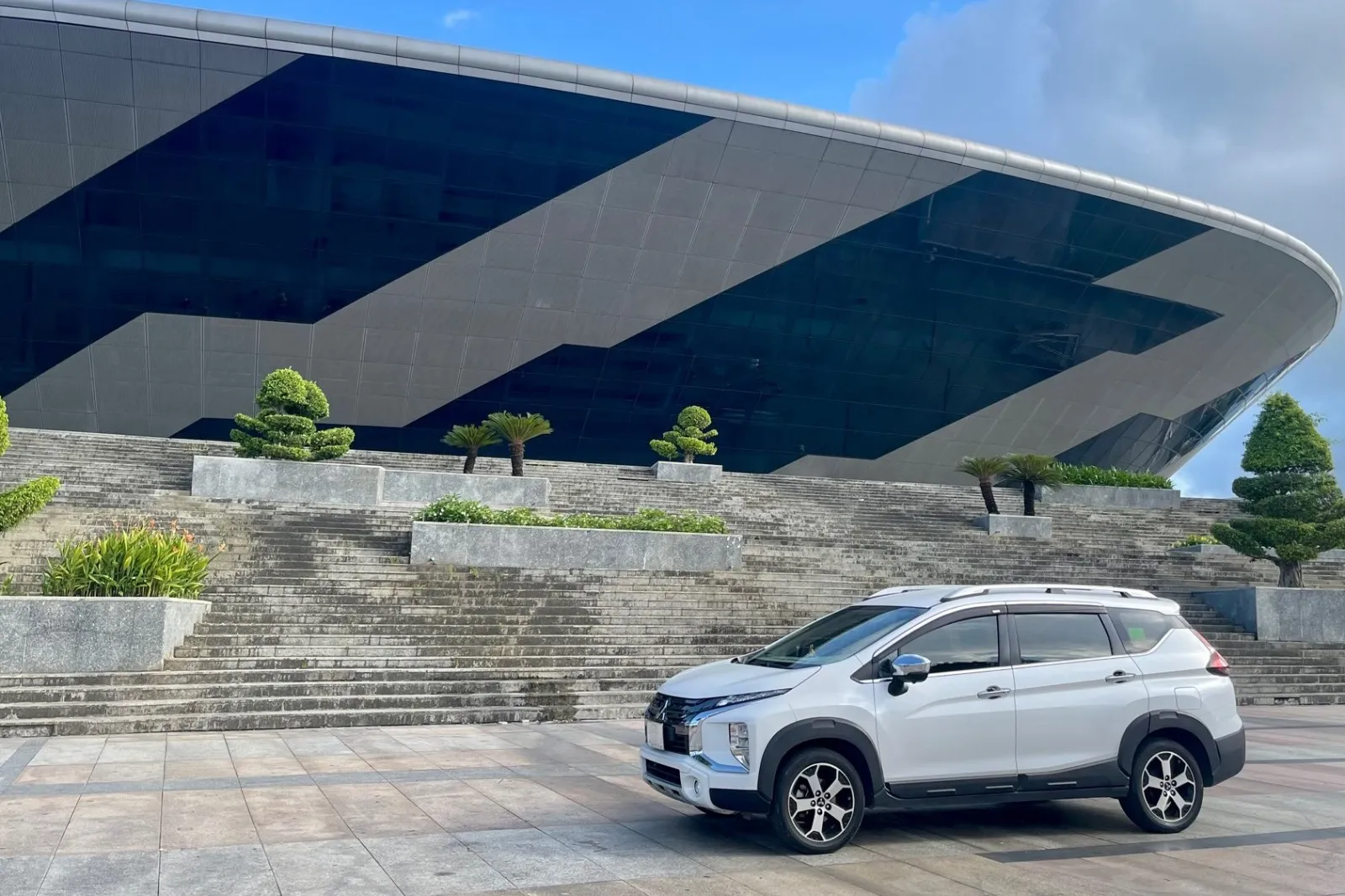 Thuê xe 7 chỗ giá rẻ tại Hưng Yên đi Lạng Sơn