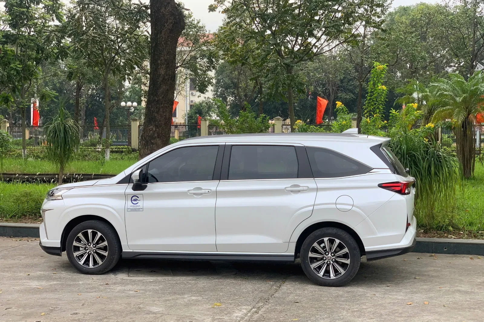 Thuê xe 7 chỗ Hưng Yên đi Lạng Sơn