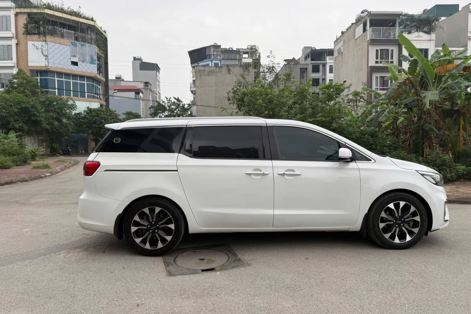Thuê xe 7 chỗ Hưng Yên đi Lào Cai - Giá rẻ, đưa đón tại nhà
