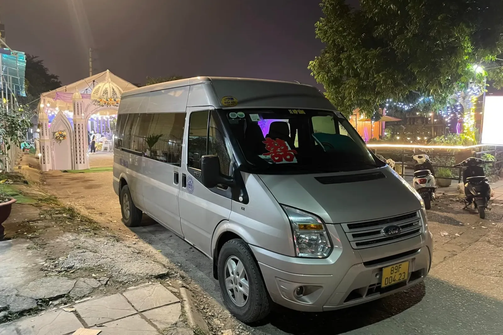 Xe 16 chỗ Hưng Yên đi đám cưới Ninh Bình