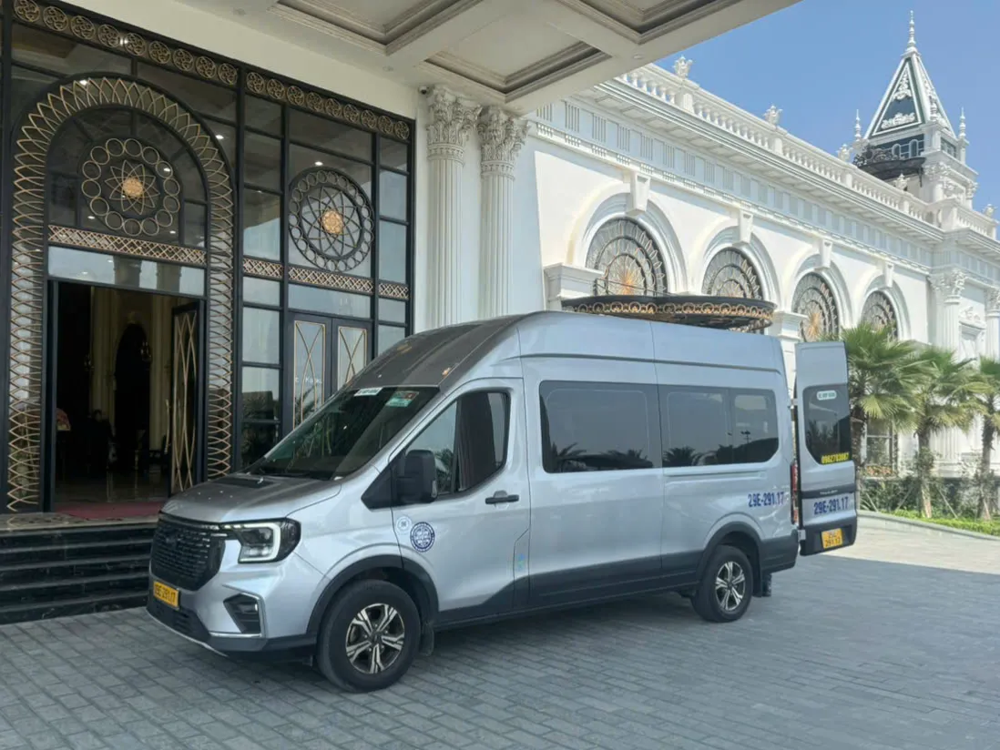 Xe 16 chỗ Hưng Yên đi khai ấn đền Trần