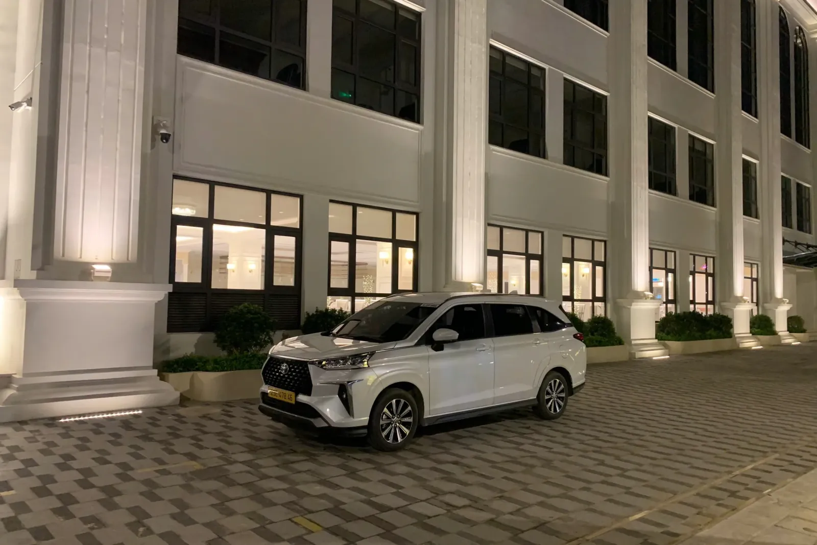 Xe 7 chỗ Toyota Vloz xã A Sào, Hưng Yên Xe 7 chỗ Toyota Vloz xã A Sào, Hưng Yên