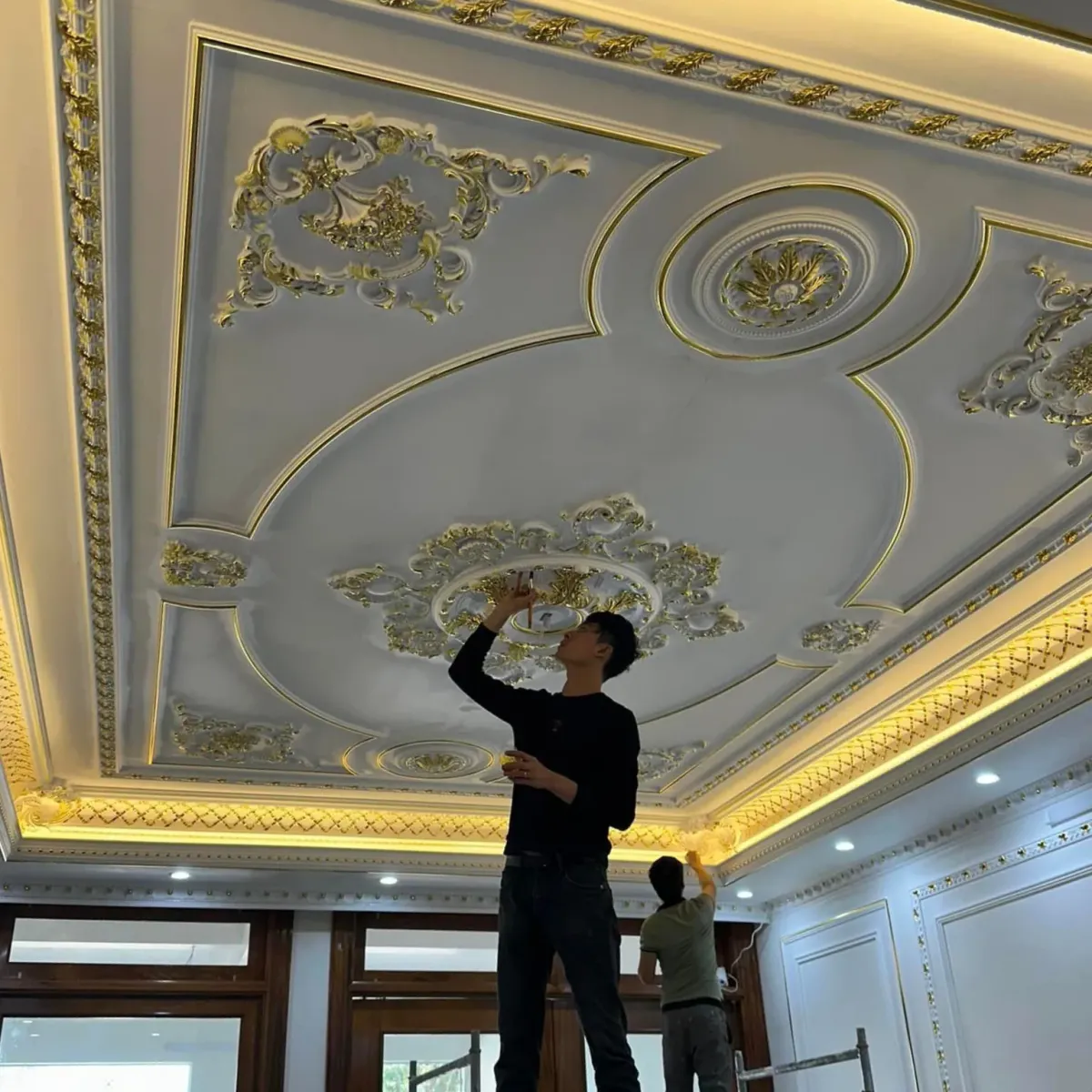 Trần thạch cao dát vàng phòng khách